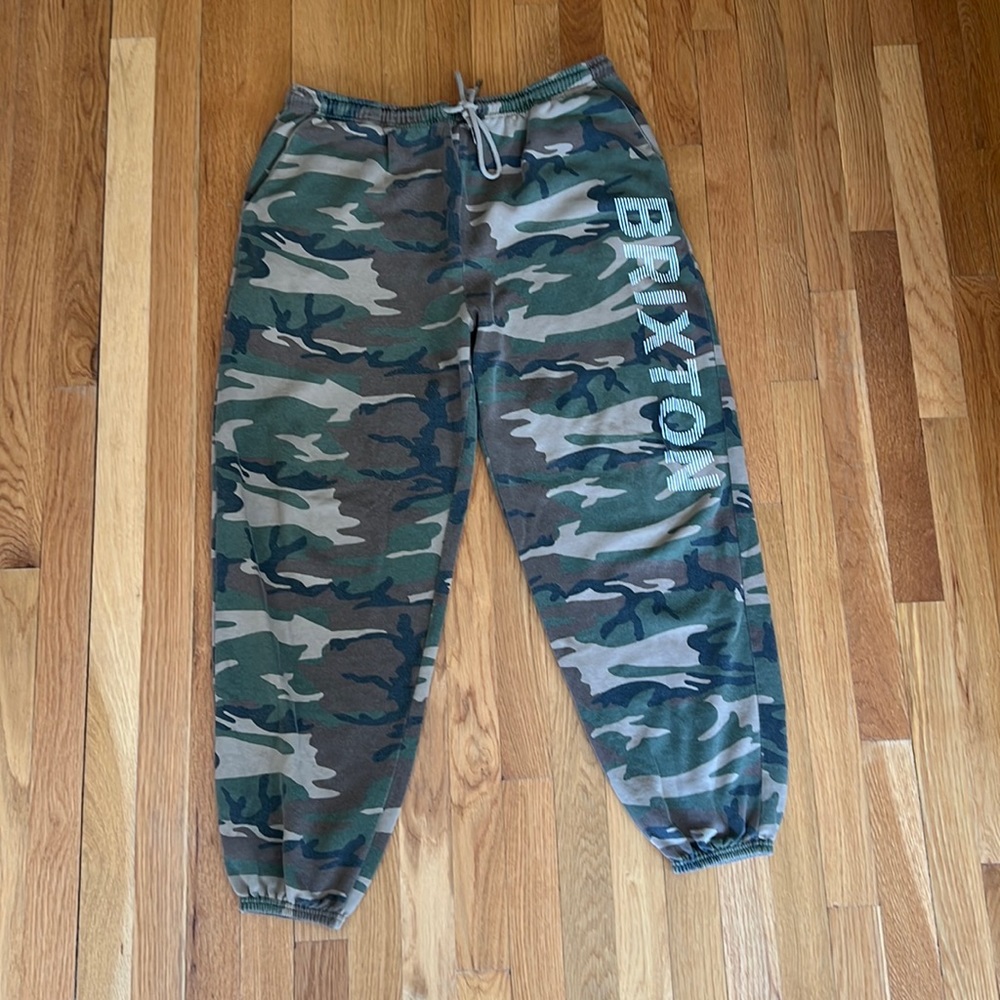 Brixton camo sweatpants size large